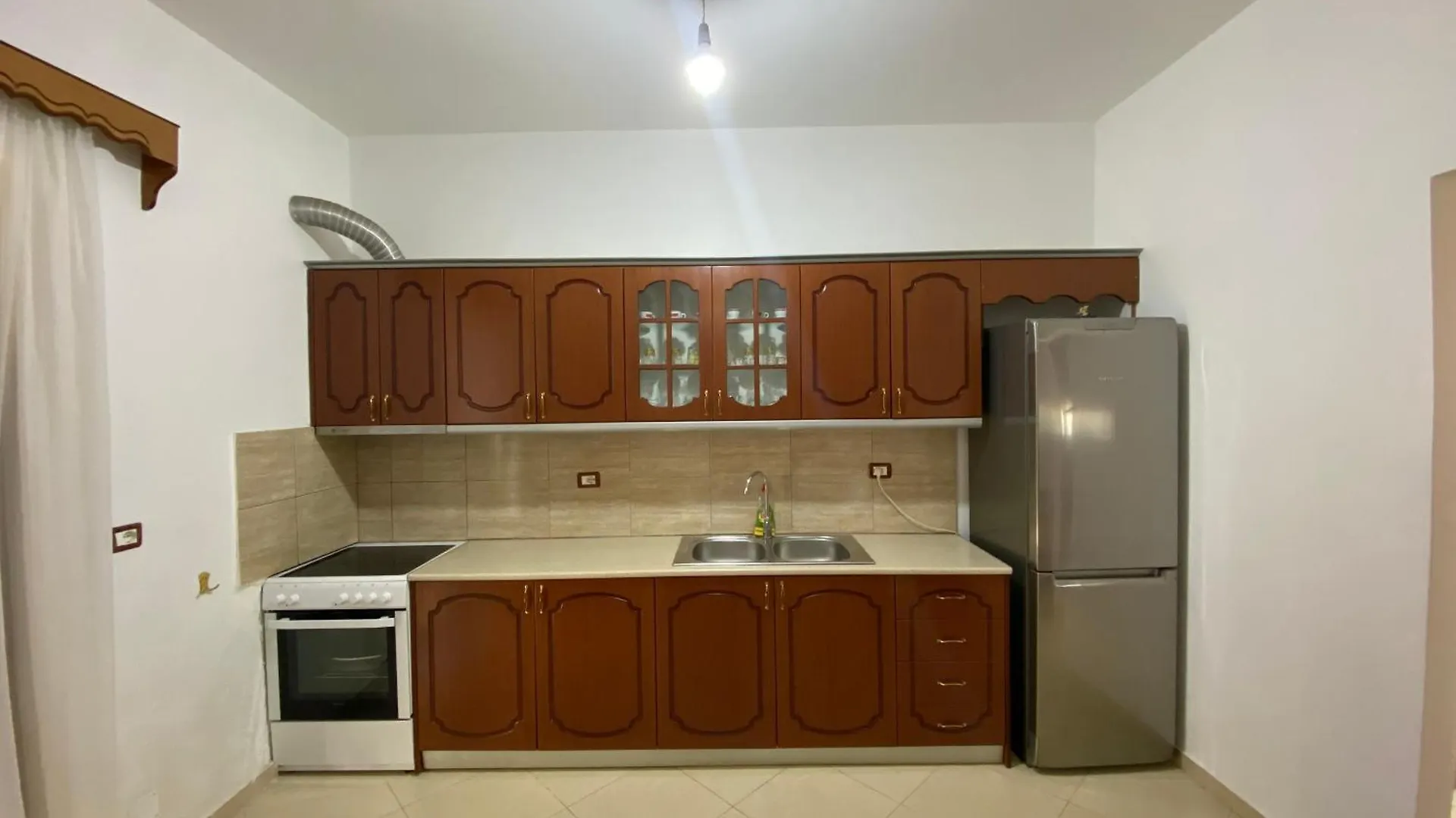 Arsen Apartments Sarande Aparthotel