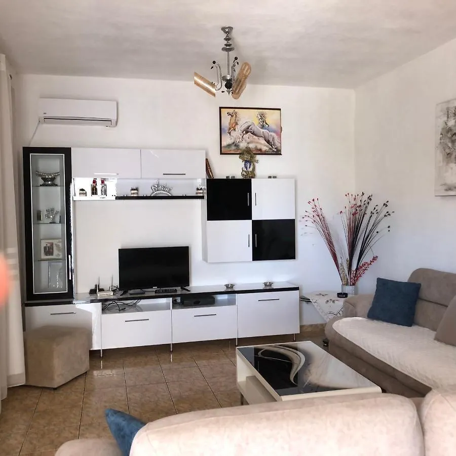Arsen Apartments Sarandë
